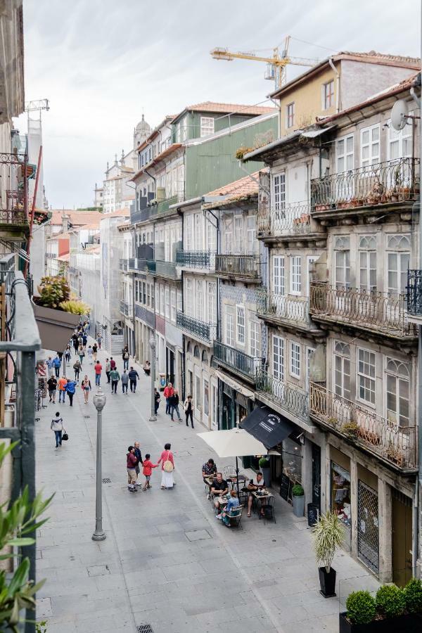 Boutique Rentals-Flores Plaza In City Historical Center Porto Bagian luar foto